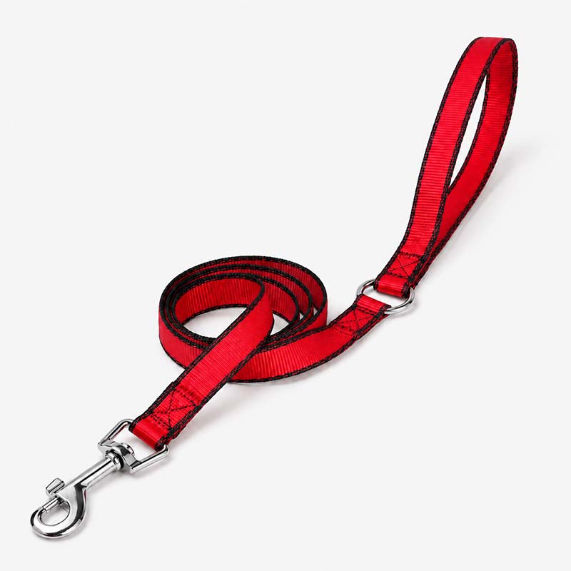 Red reflective polyester dog leash, 1.5m length, 29mm width, 22kN tensile strength