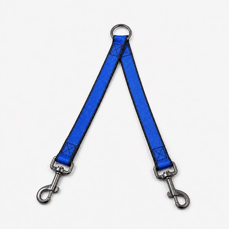 Blue reflective polyester dog leash, 90cm length, 29mm width, 22kN tensile strength